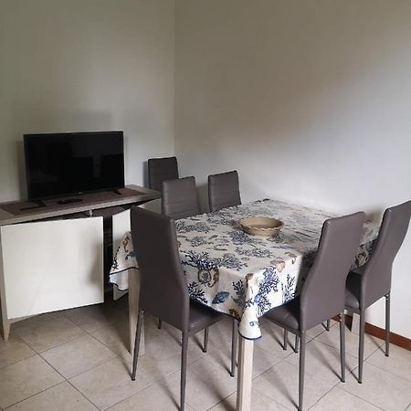 Apartament Bilocale Francesca Erba Zewnętrze zdjęcie