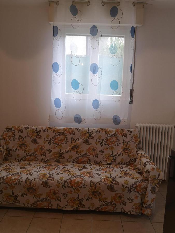 Apartament Bilocale Francesca Erba Zewnętrze zdjęcie