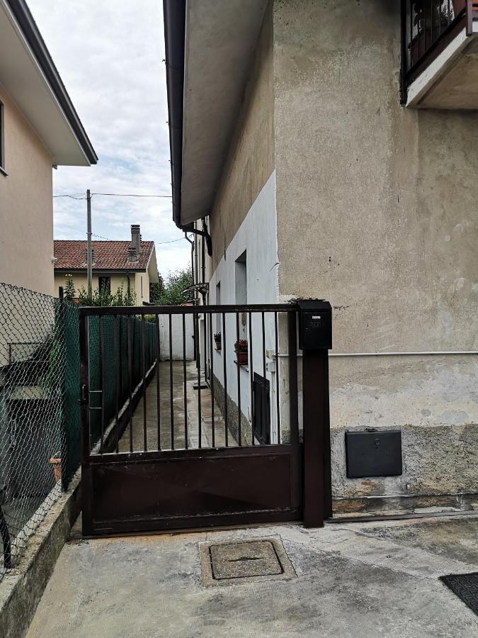 Apartament Bilocale Francesca Erba Zewnętrze zdjęcie